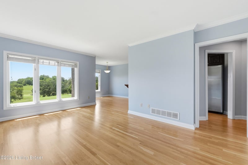 115 Manor Ave #E, Bardstown, KY 40004