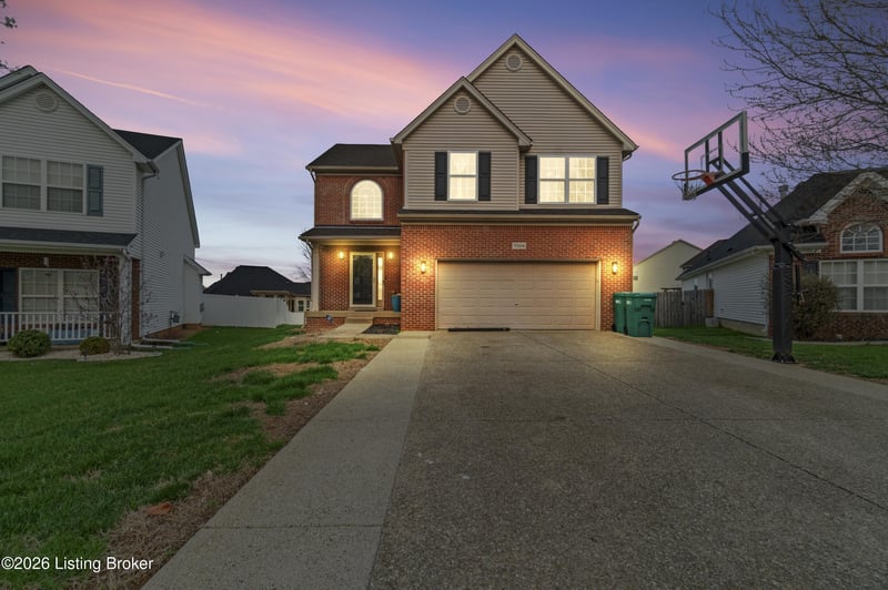 11504 Nancy Stone Ct, Louisville, KY 40229