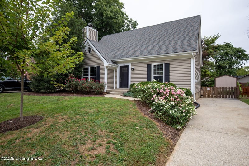 11511 Carriage Rest Ct, Louisville, KY 40243