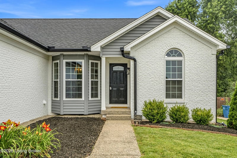 1153 Summit Dr, Shelbyville, KY 40065
