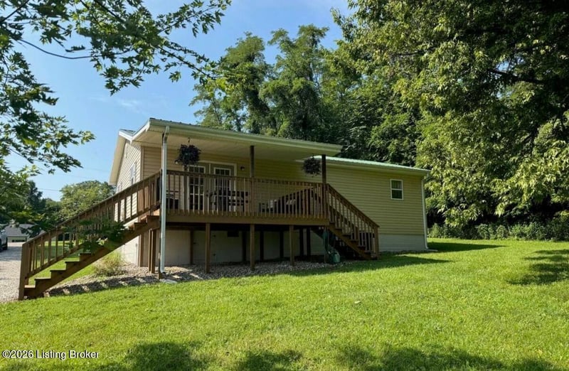 1155 Cherokee Rd, Brandenburg, KY 40108