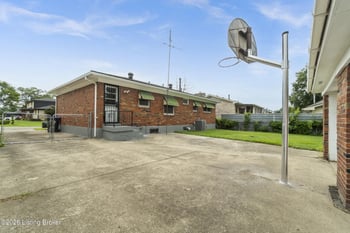 116 Alvina Way, Louisville, KY 40214