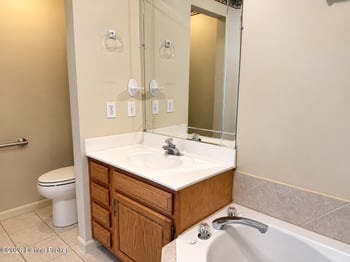 116 Branch Ct, Shepherdsville, KY 40165