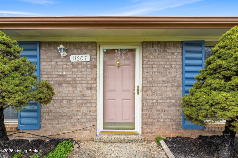 11607 Deham Dr, Louisville, KY 40241