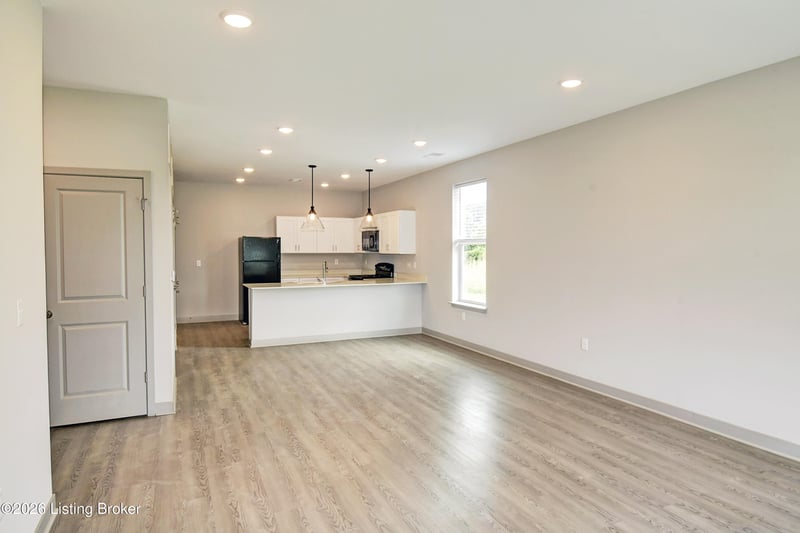 11611 Longevity Ln, Louisville, KY 40272