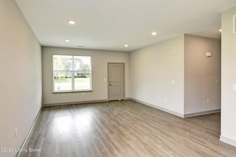 11611 Longevity Ln, Louisville, KY 40272