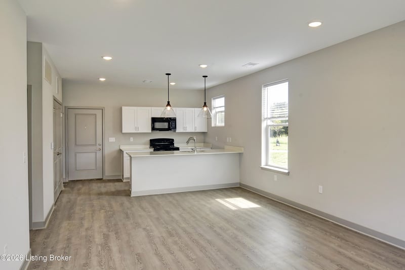 11613 Longevity Ln, Louisville, KY 40272