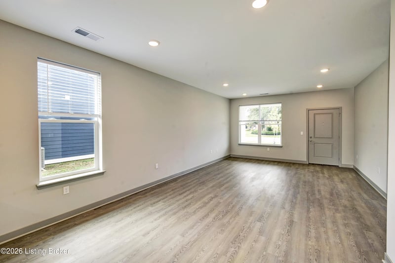 11615 Longevity Ln, Louisville, KY 40272