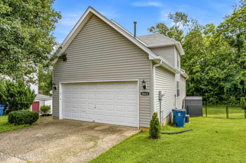 11623 Walnut View Way, Louisville, KY 40299