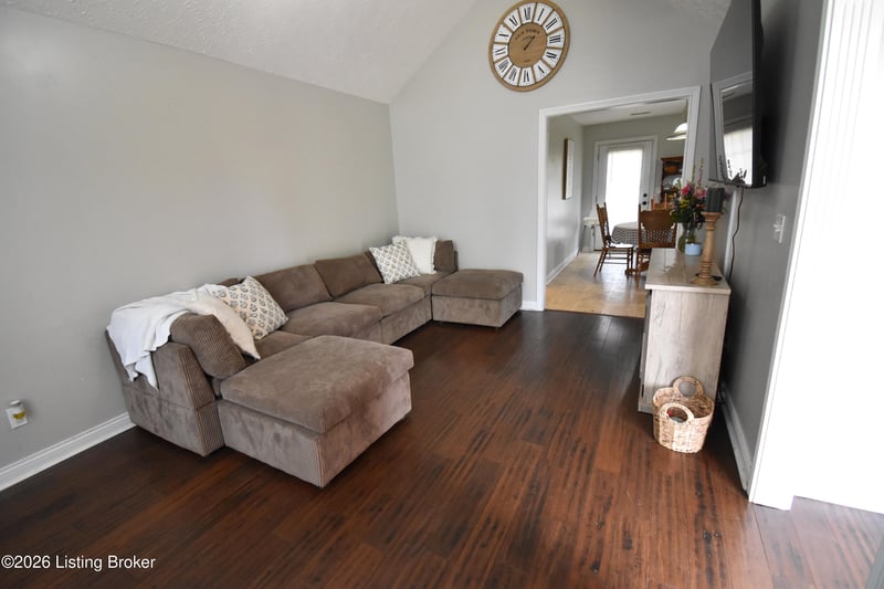 117 Azalea Ave, Bardstown, KY 40004