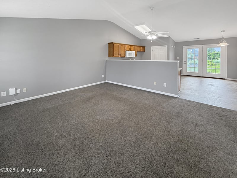 117 Woodlake Ct, Mt Washington, KY 40047