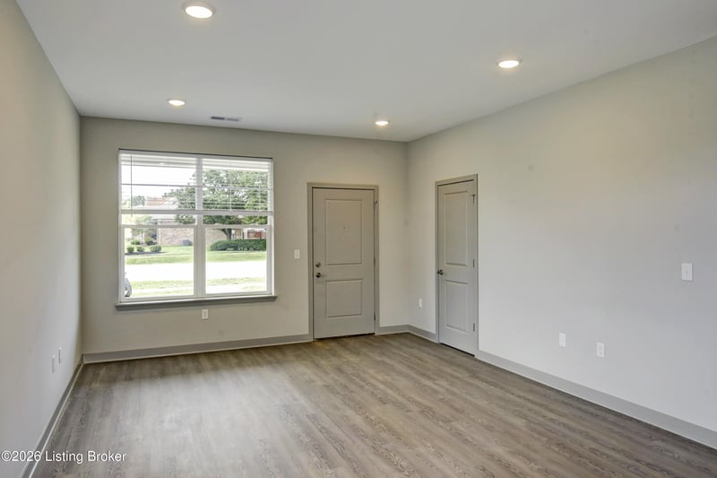 11701 Longevity Ln, Louisville, KY 40272