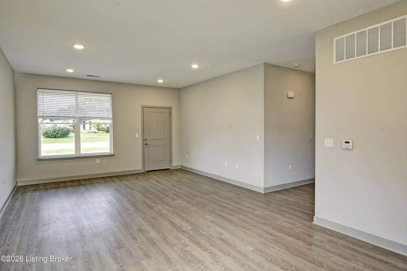 11707 Longevity Ln, Louisville, KY 40272