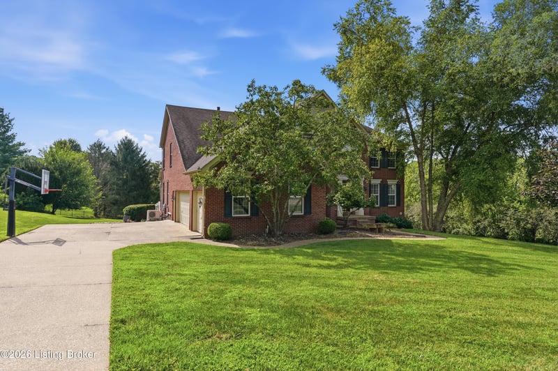 11710 Paramont Way, Prospect, KY 40059