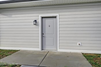 11713 Longevity Ln, Louisville, KY 40272