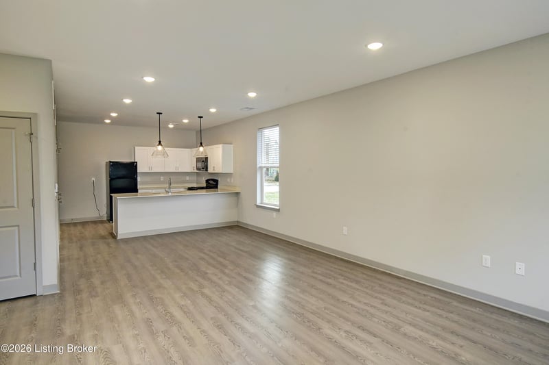 11715 Longevity Ln, Louisville, KY 40272