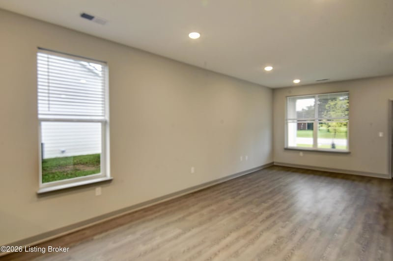11715 Longevity Ln, Louisville, KY 40272