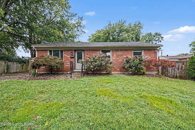 11720 Pond Creek Dr, Louisville, KY 40272