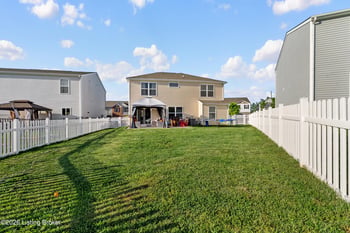 11723 Trottingham Cir, Louisville, KY 40299
