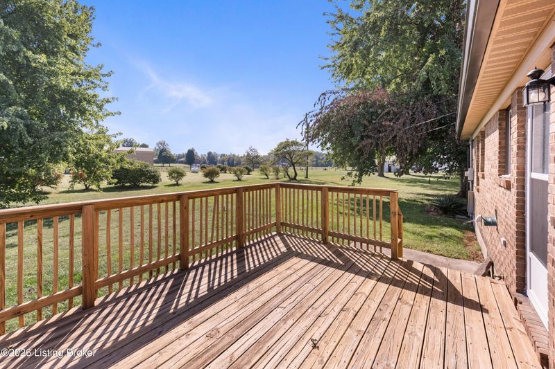 1177 Holy Cross Rd, New Haven, KY 40051