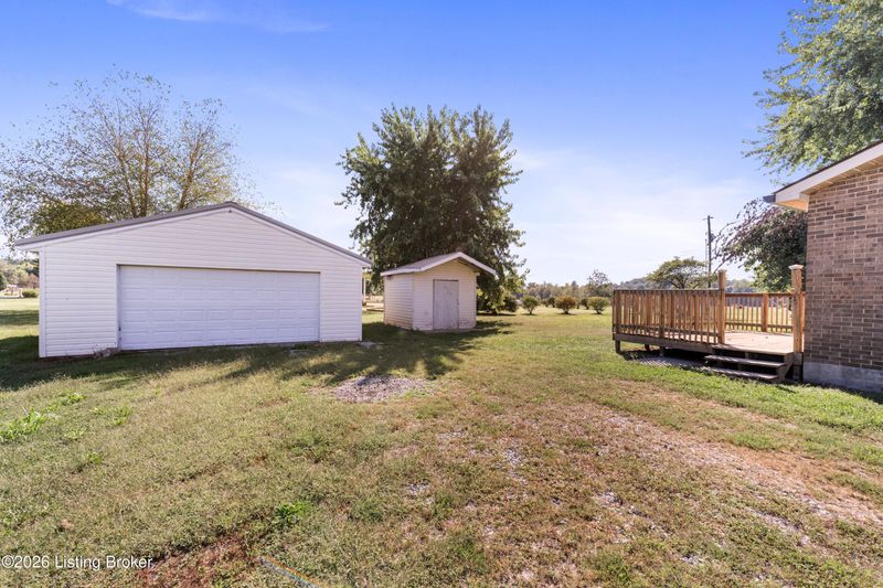 1177 Holy Cross Rd, New Haven, KY 40051
