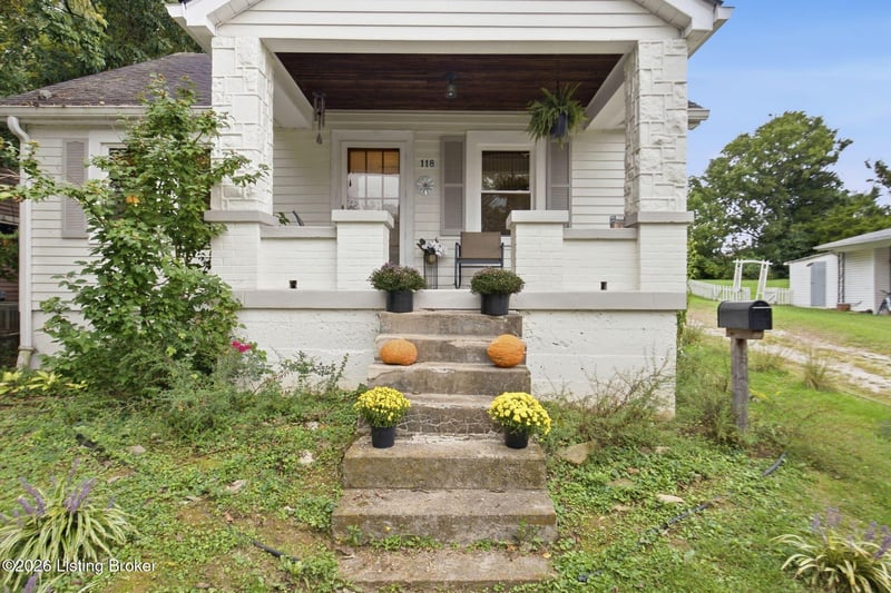 118 Elkhorn Dr, Frankfort, KY 40601