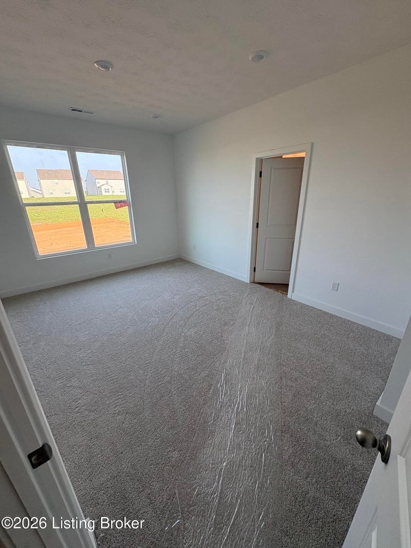 11807 Oriole Slough Ln, Louisville, KY 40229