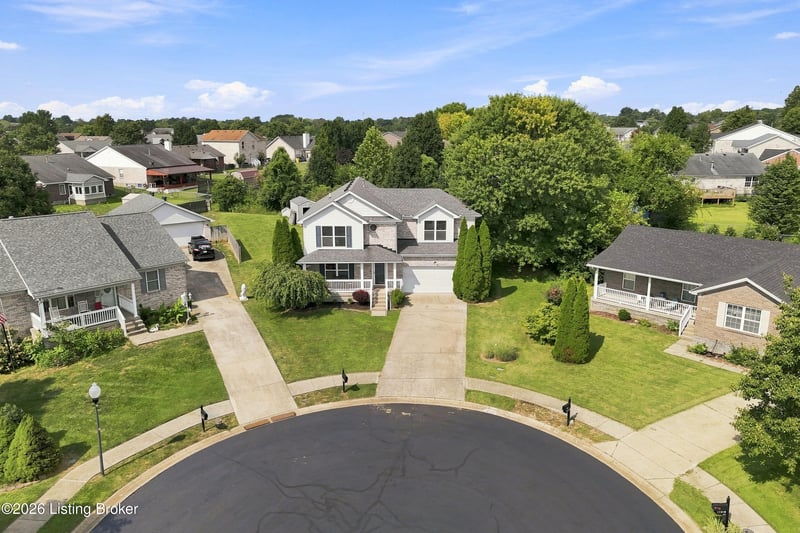 11817 Reality Trl, Louisville, KY 40229