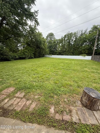 11818 Mahogany Dr, Louisville, KY 40272