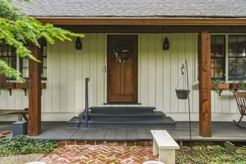 119 N Hubbards Ln, Louisville, KY 40207