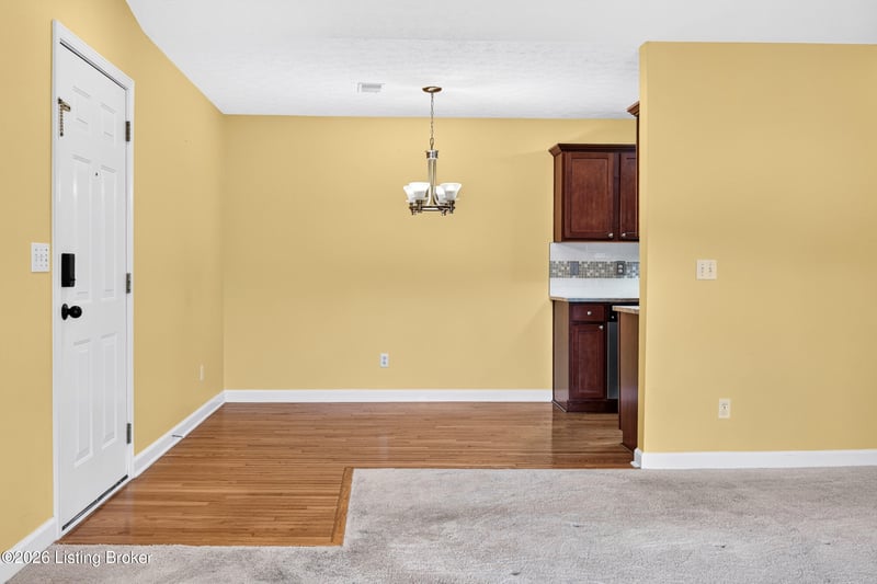 11909 Tazwell Dr #8, Louisville, KY 40245