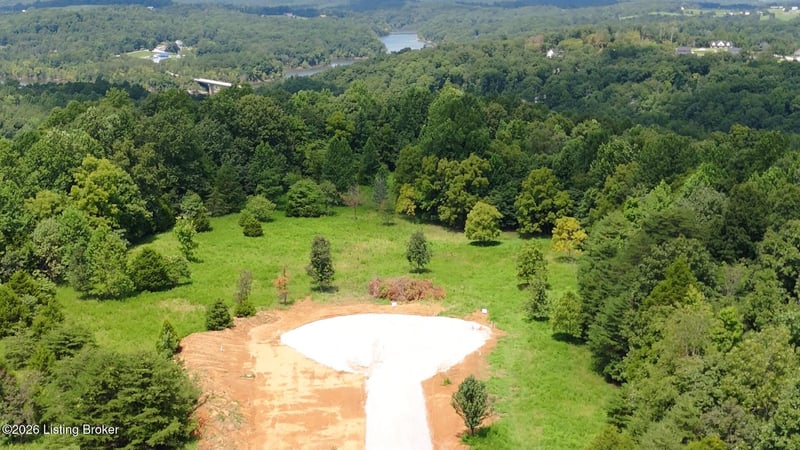12 Freedom Estate Rd, Clarkson, KY 42726