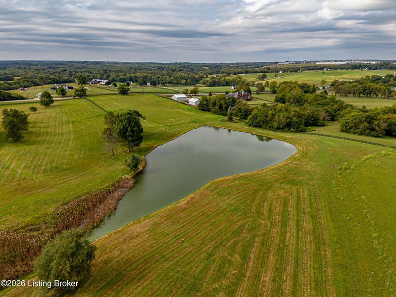 12 Shelbyville Rd, Simpsonville, KY 40067