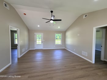 120 American Rd, Radcliff, KY 40160