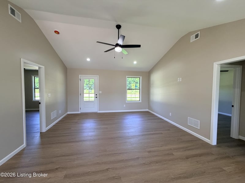 120 American Rd, Radcliff, KY 40160