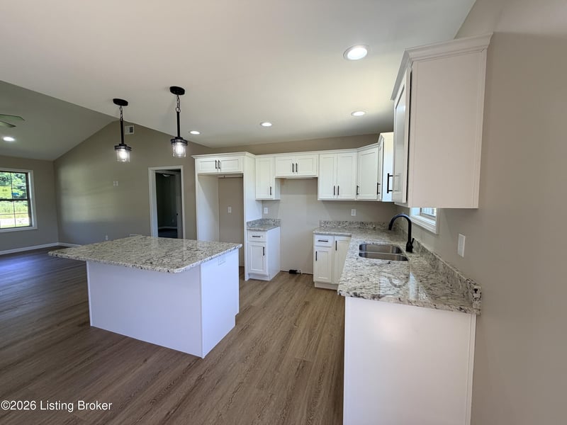 120 American Rd, Radcliff, KY 40160