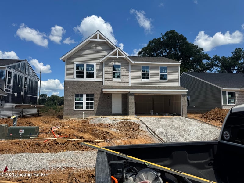 120 Hearthstone Ln, Radcliff, KY 40160