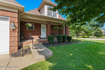 1200 Blackthorn Rd, Louisville, KY 40299