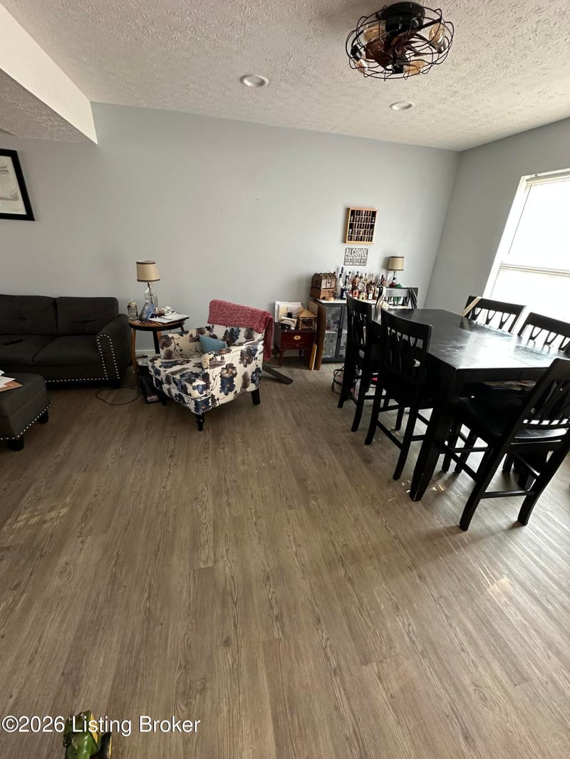 1201 Cedar Springs Pkwy, La Grange, KY 40031
