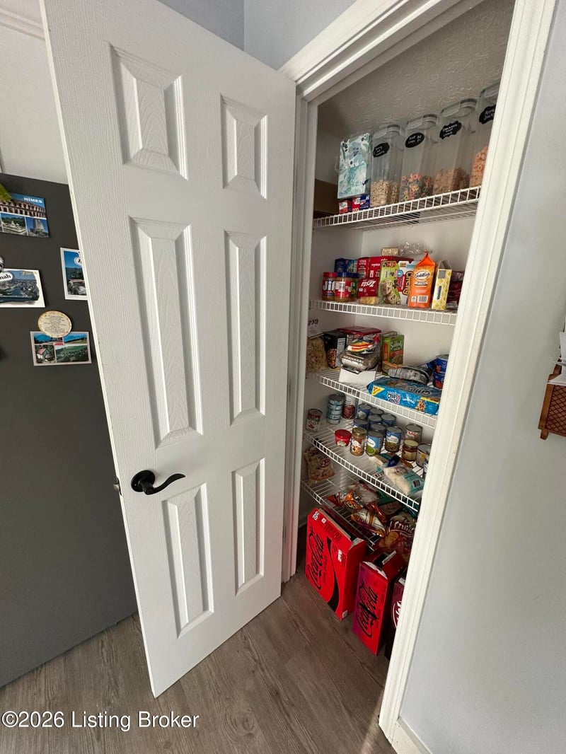 1201 Cedar Springs Pkwy, La Grange, KY 40031