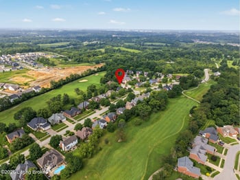 1201 Crosstimbers Dr, Louisville, KY 40245