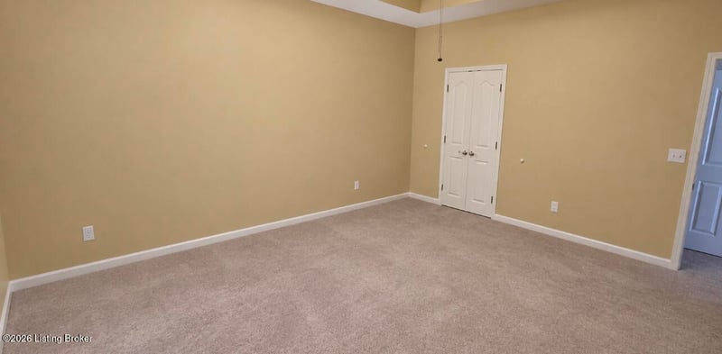 1201 Sugar Pine Ter, Louisville, KY 40243