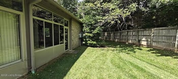 1201 Sugar Pine Ter, Louisville, KY 40243