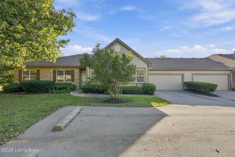 1201 Sugar Pine Ter, Louisville, KY 40243