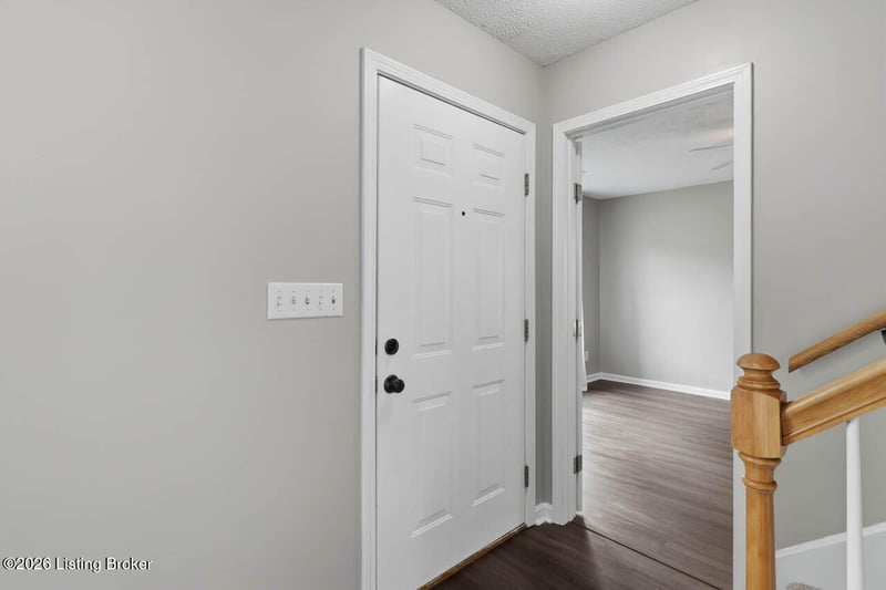 12011 Bay Run Dr, Louisville, KY 40245