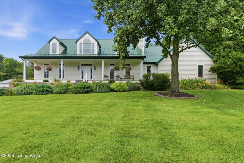 1203 E Moody Ln, Crestwood, KY 40014