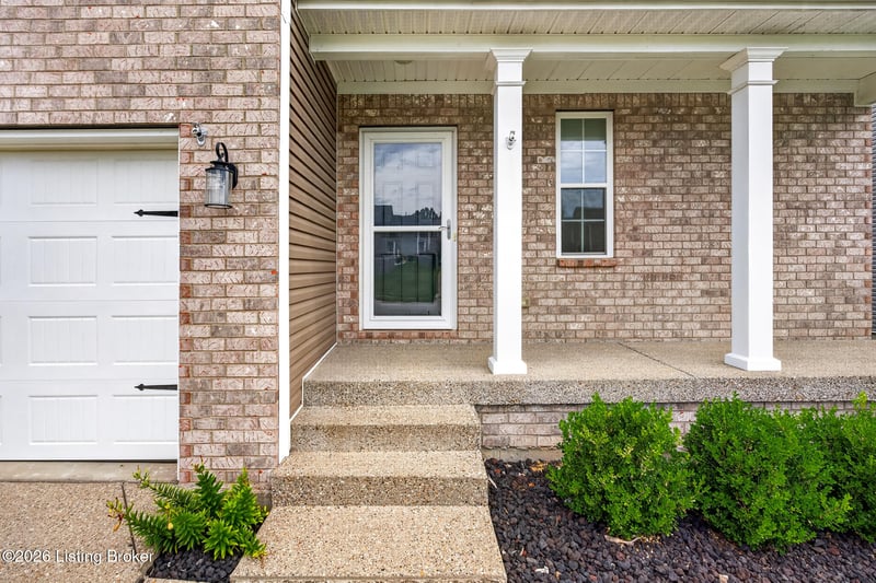 12032 Cascade Falls Trl, Louisville, KY 40229