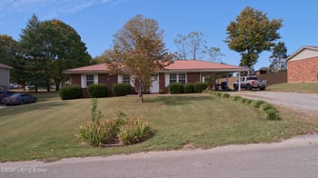 1204 Hickorywood Dr, Leitchfield, KY 42754