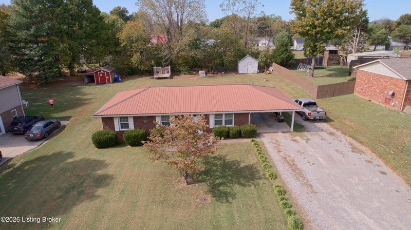 1204 Hickorywood Dr, Leitchfield, KY 42754