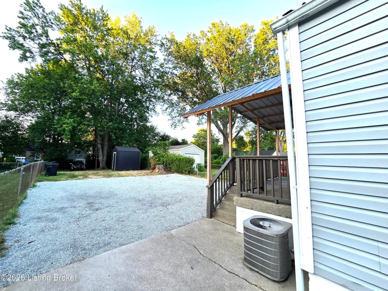 1209 Bicknell Ave, Louisville, KY 40215